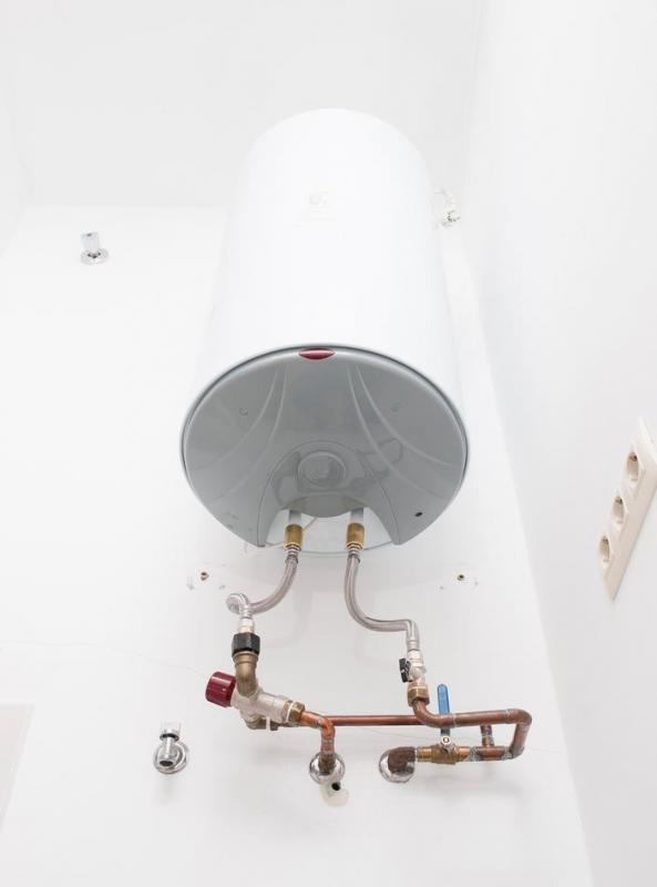 Les &eacute;tapes cl&eacute;s pour une installation r&eacute;ussie de chauffe-eau &agrave; Vannes